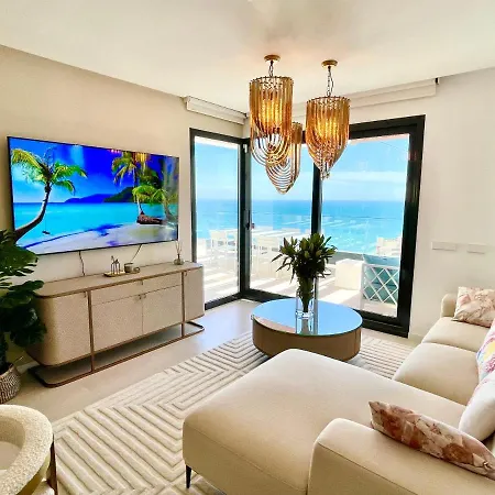 Appartement Magnificent 3 Bedroom Penthouse *