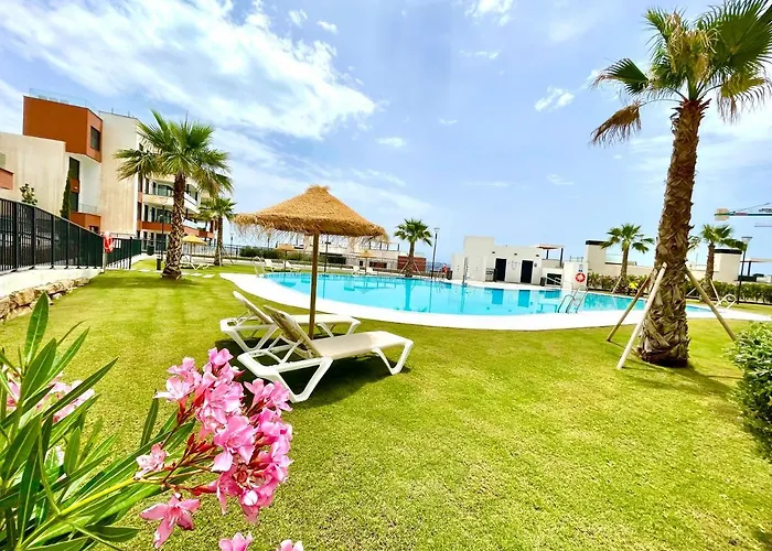 Magnificent 3 Bedroom Penthouse Appartement *
